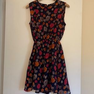 Vintage floral dress - size small/medium